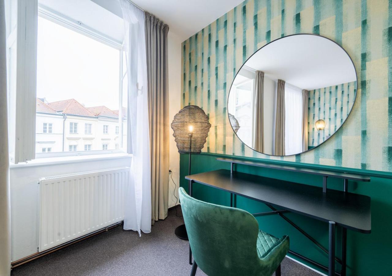 House Hotel Hradec Kralove Bagian luar foto