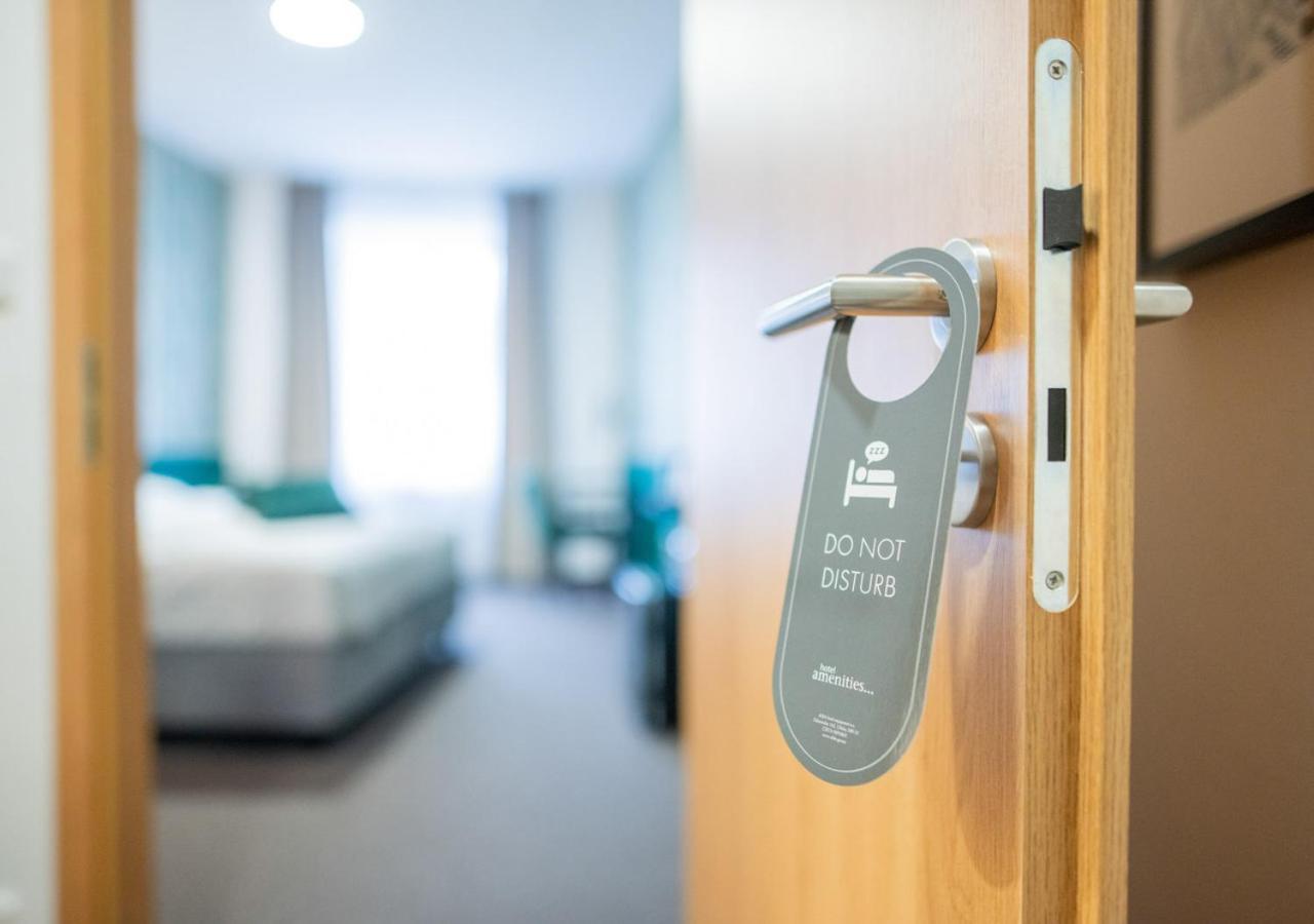 House Hotel Hradec Kralove Bagian luar foto