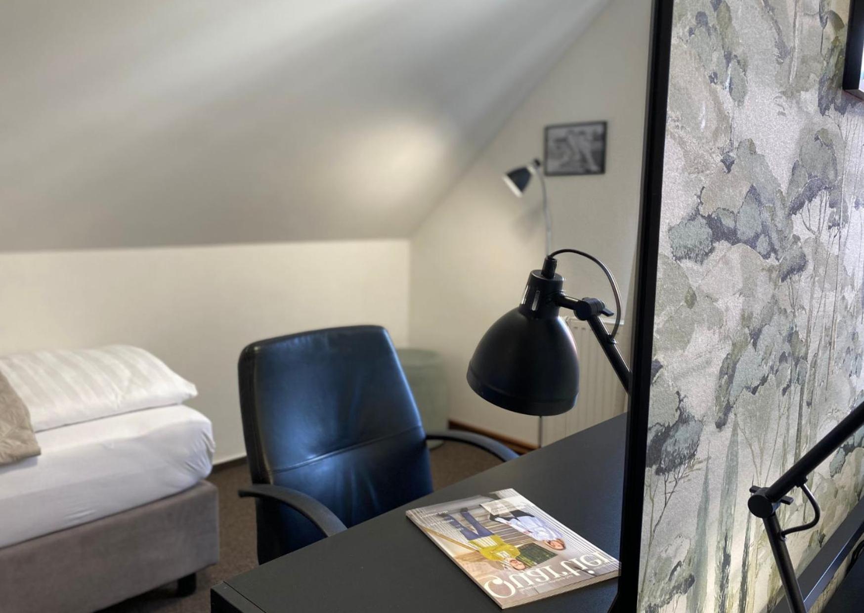 House Hotel Hradec Kralove Bagian luar foto