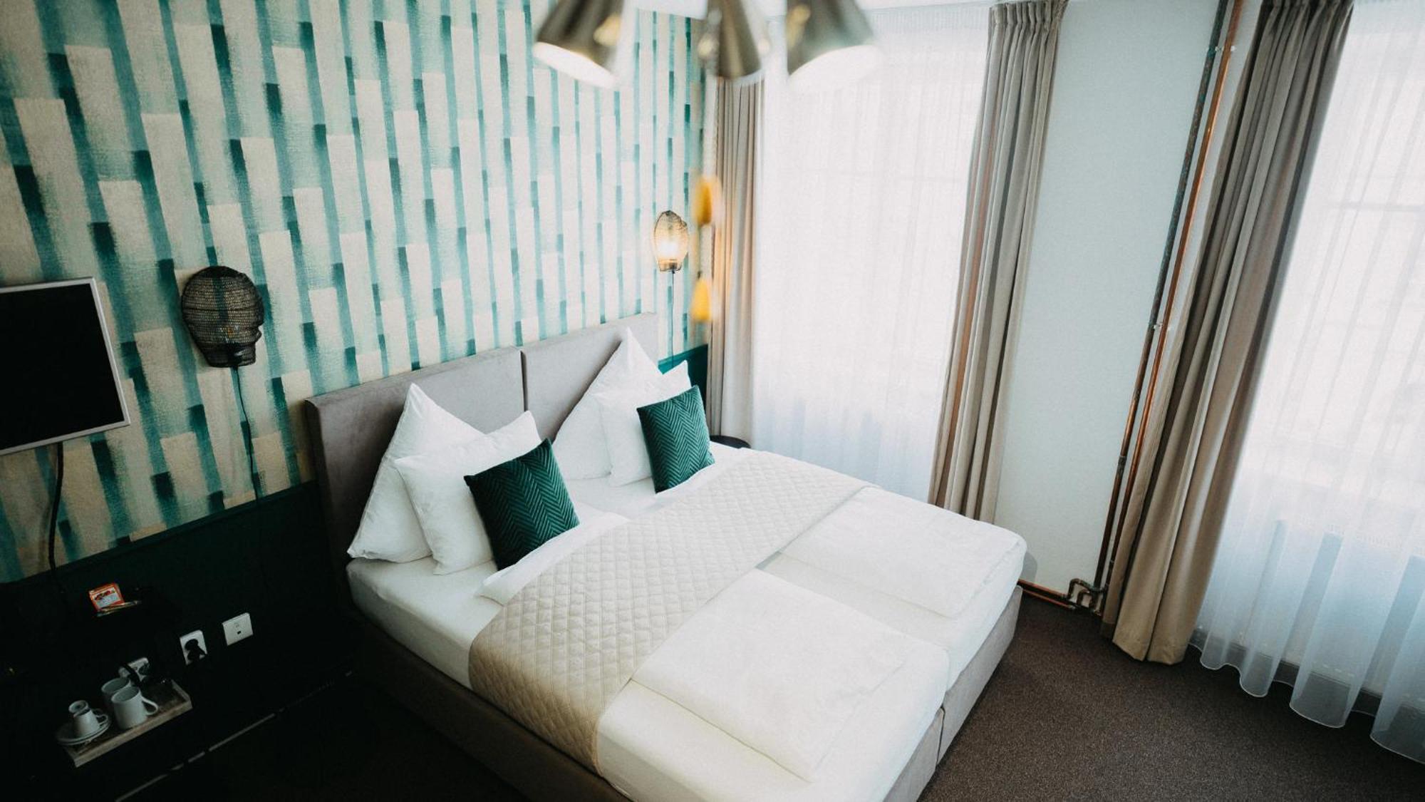 House Hotel Hradec Kralove Bagian luar foto