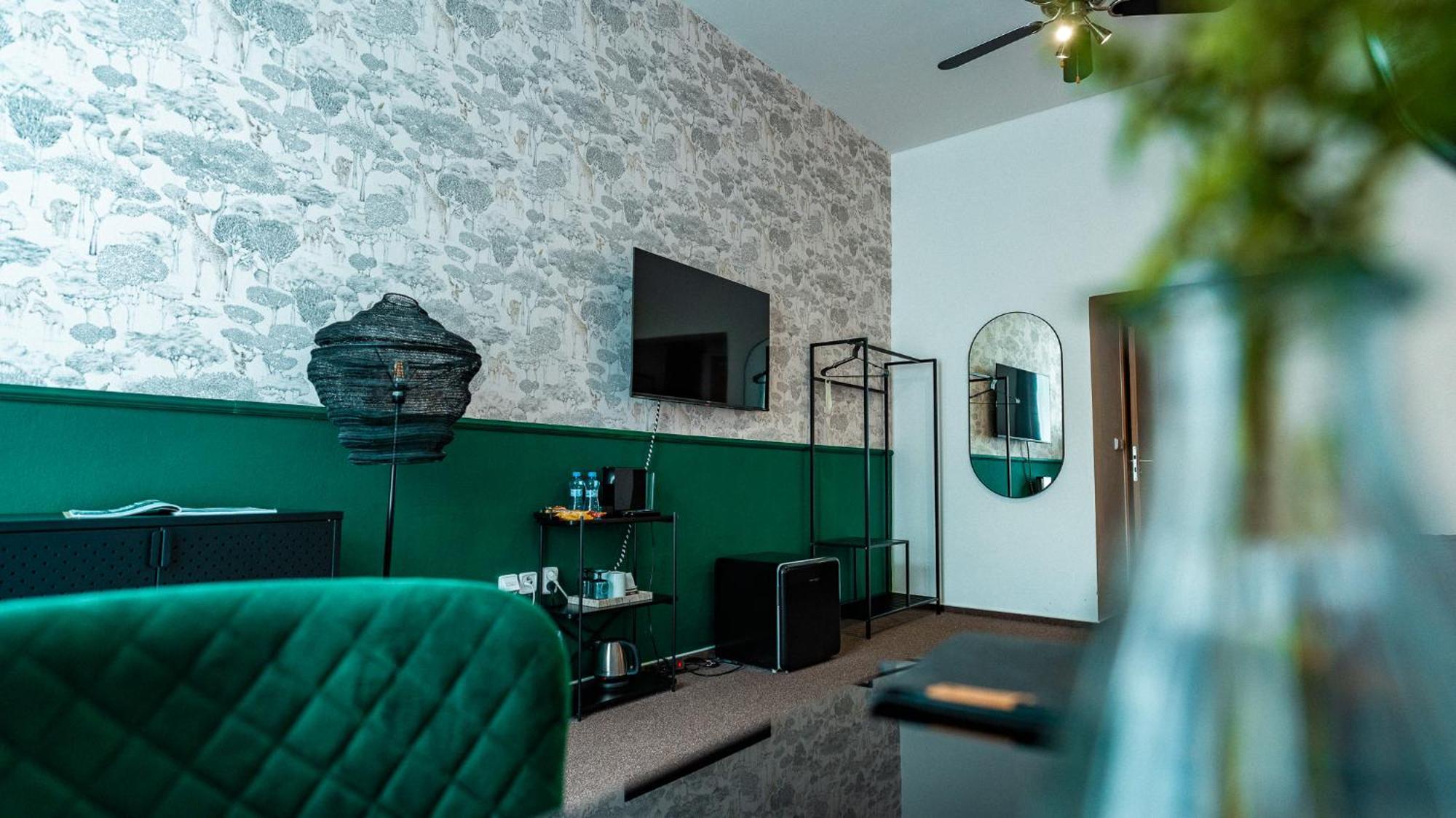 House Hotel Hradec Kralove Bagian luar foto